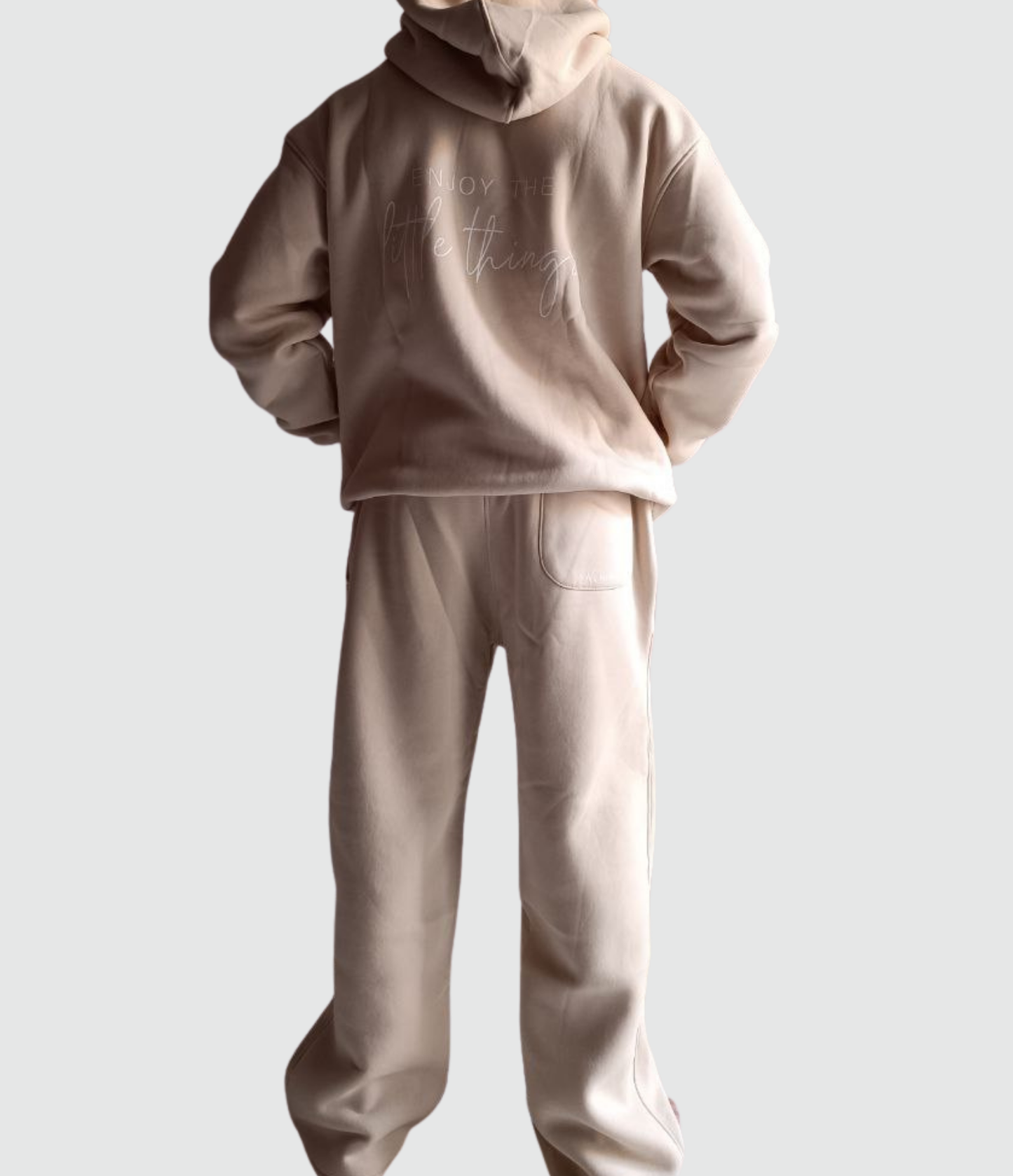 Nuvair Biege Outfit Set