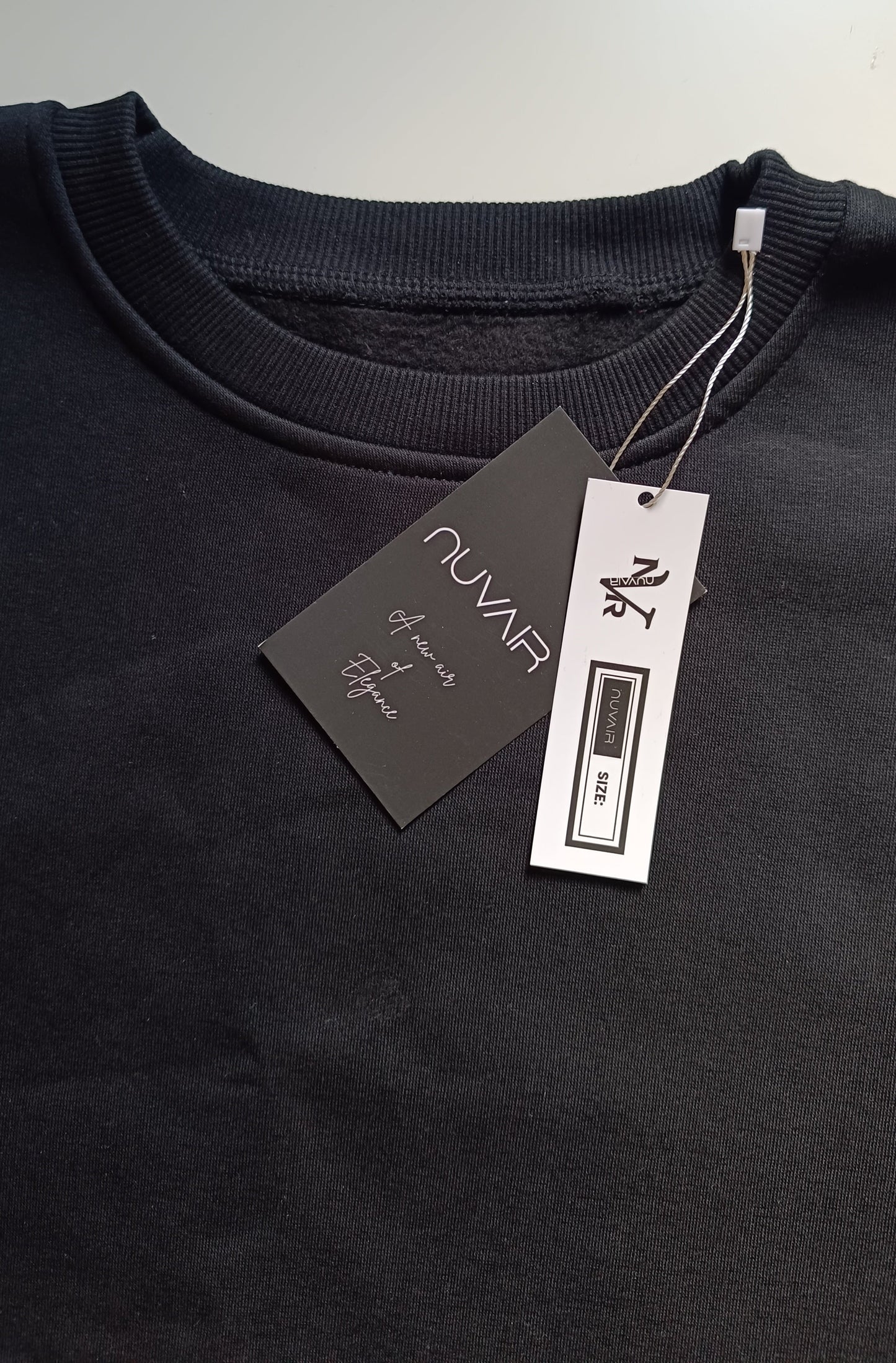 Basic nuvair Black Crew Neck Oversized